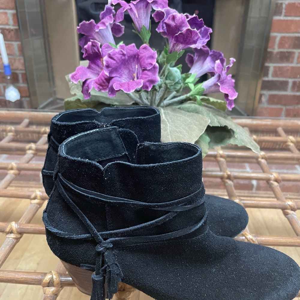 Chelsea Crew Black Ankle Booties with Suede Finish